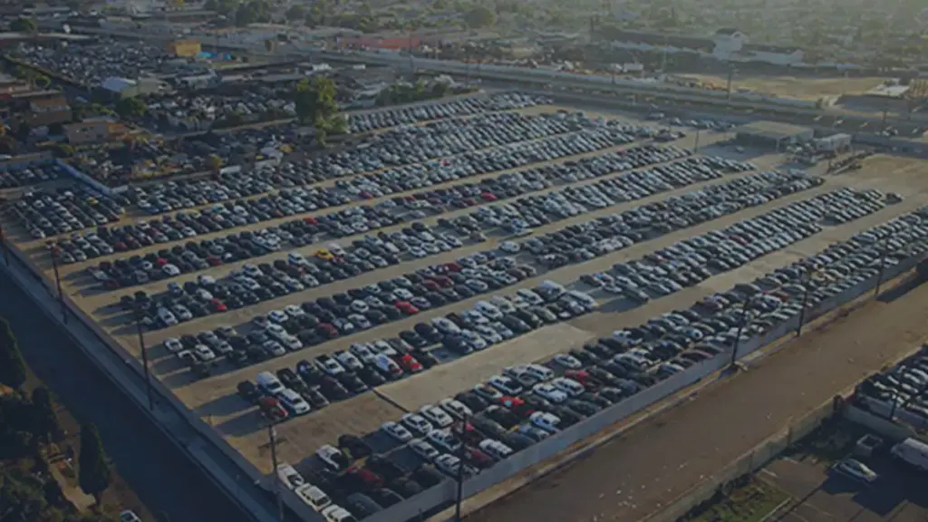 Yonkes en California. Autos para piezas de repuesto